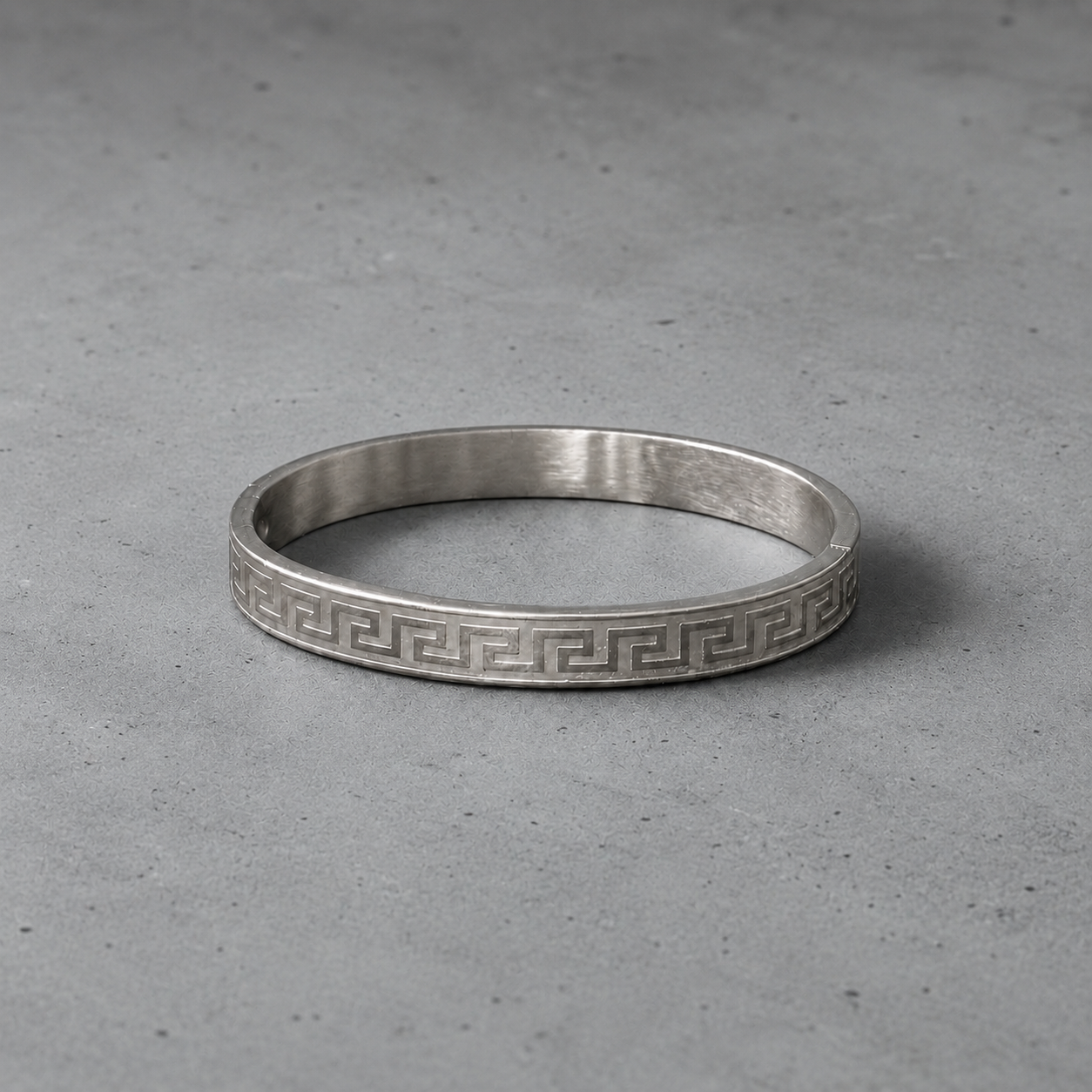 Classic Eterno Bangle