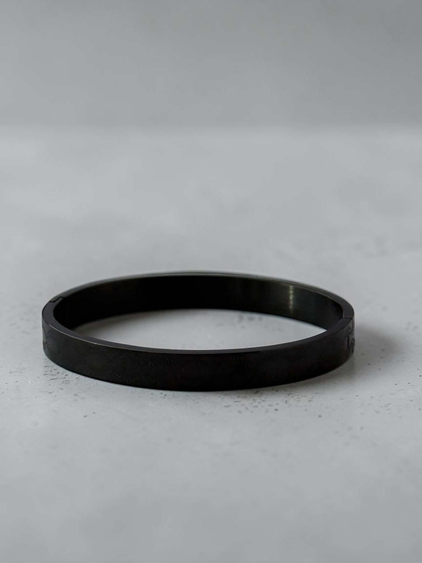 Raven Spine Bangle