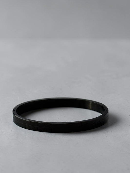 Midnight Notch Bracelet