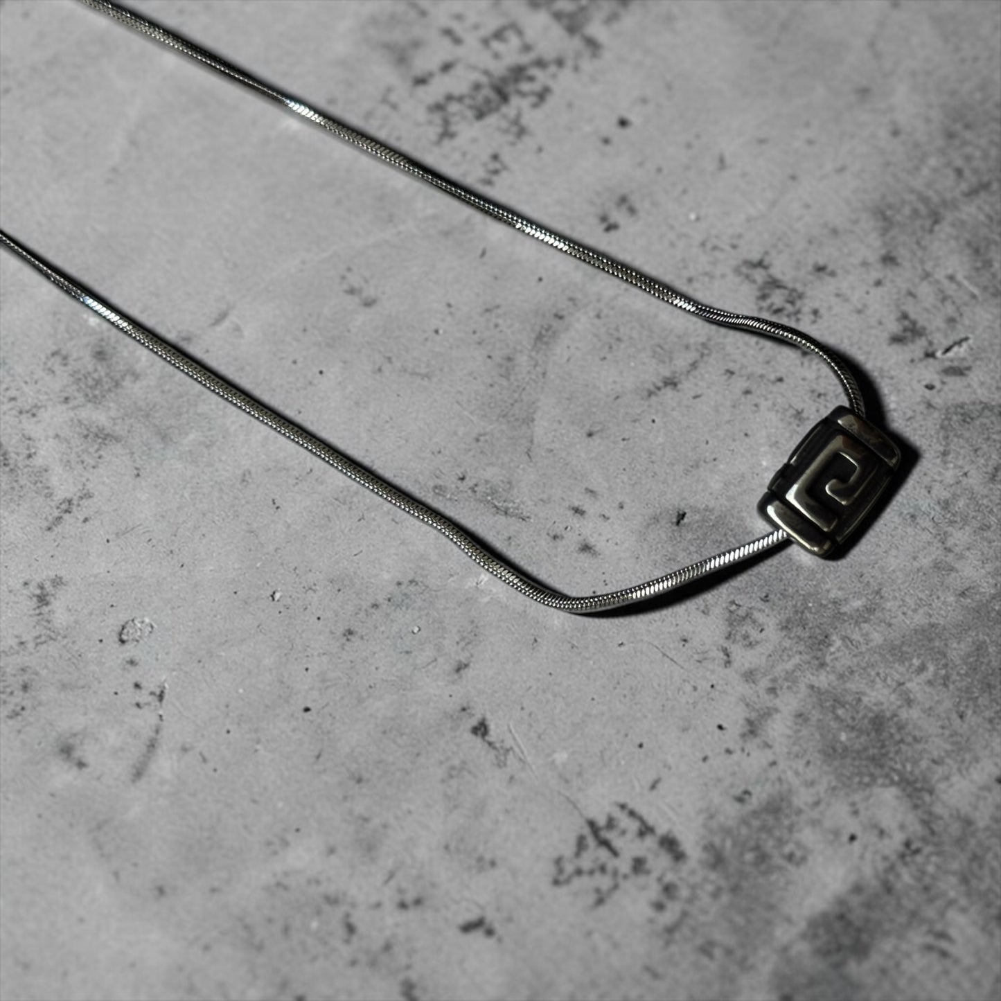 Greek Key Slider