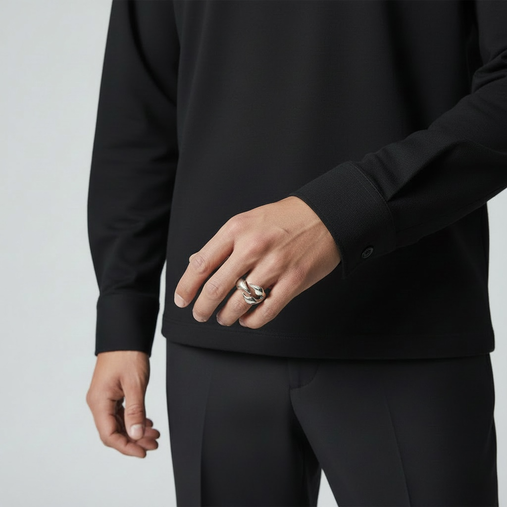 The Claw Ring
