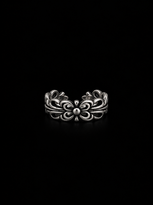 Fleur Crest Ring