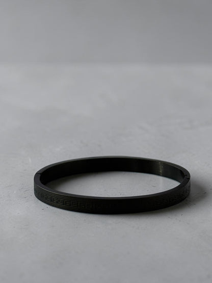 Phantom Border Bracelet