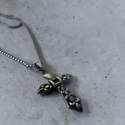 Antique Fleur Cross