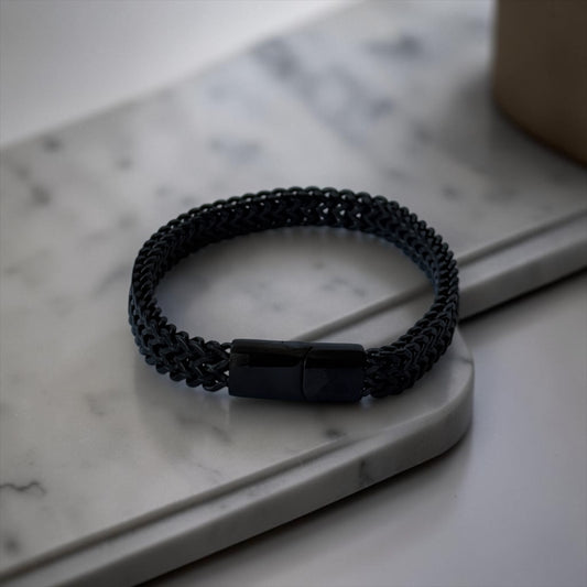 Black Hand Chain