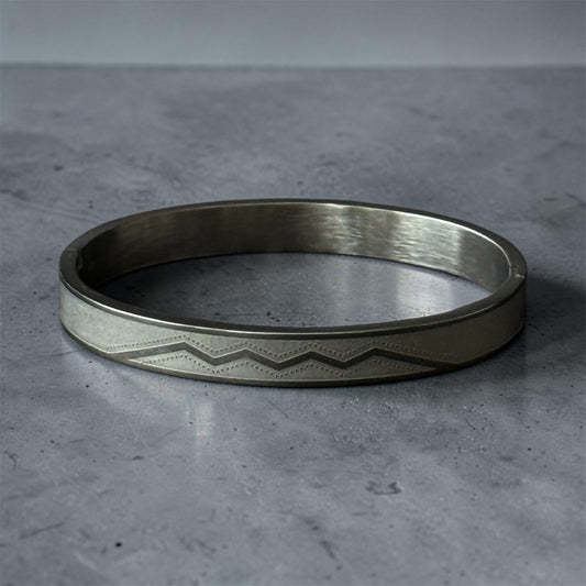 Chevron Peak Bangle
